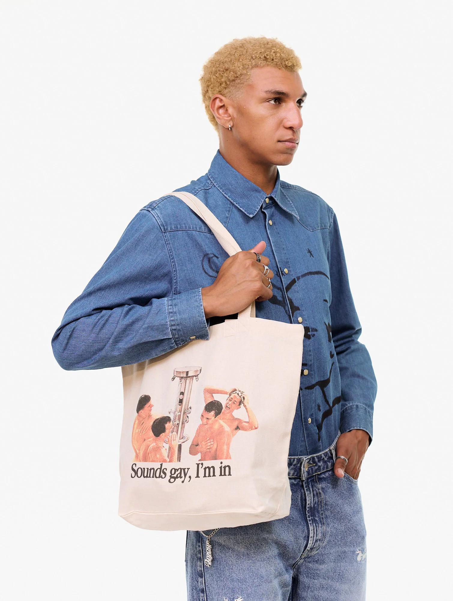 Tote-ally Gay - Image 3